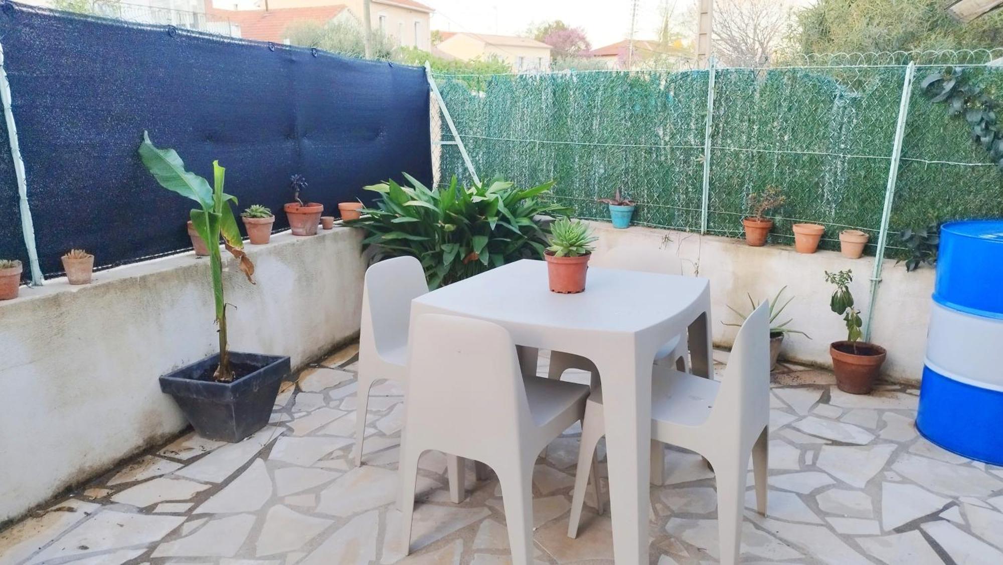 Villa Charmante Maison T2 De Plein Pied Avec Exterieur Calme Aux Arenes Béziers Exterior foto