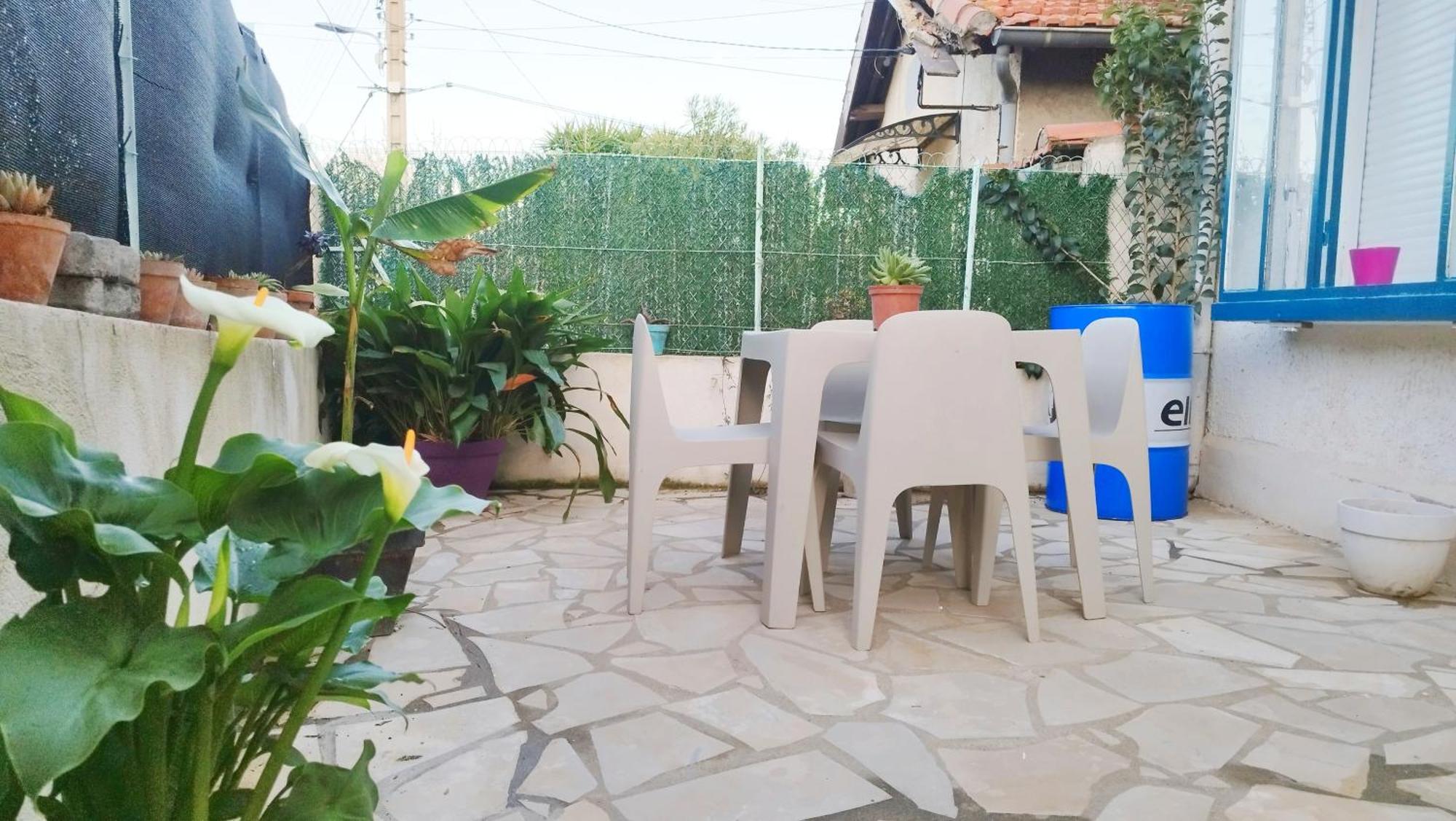 Villa Charmante Maison T2 De Plein Pied Avec Exterieur Calme Aux Arenes Béziers Exterior foto